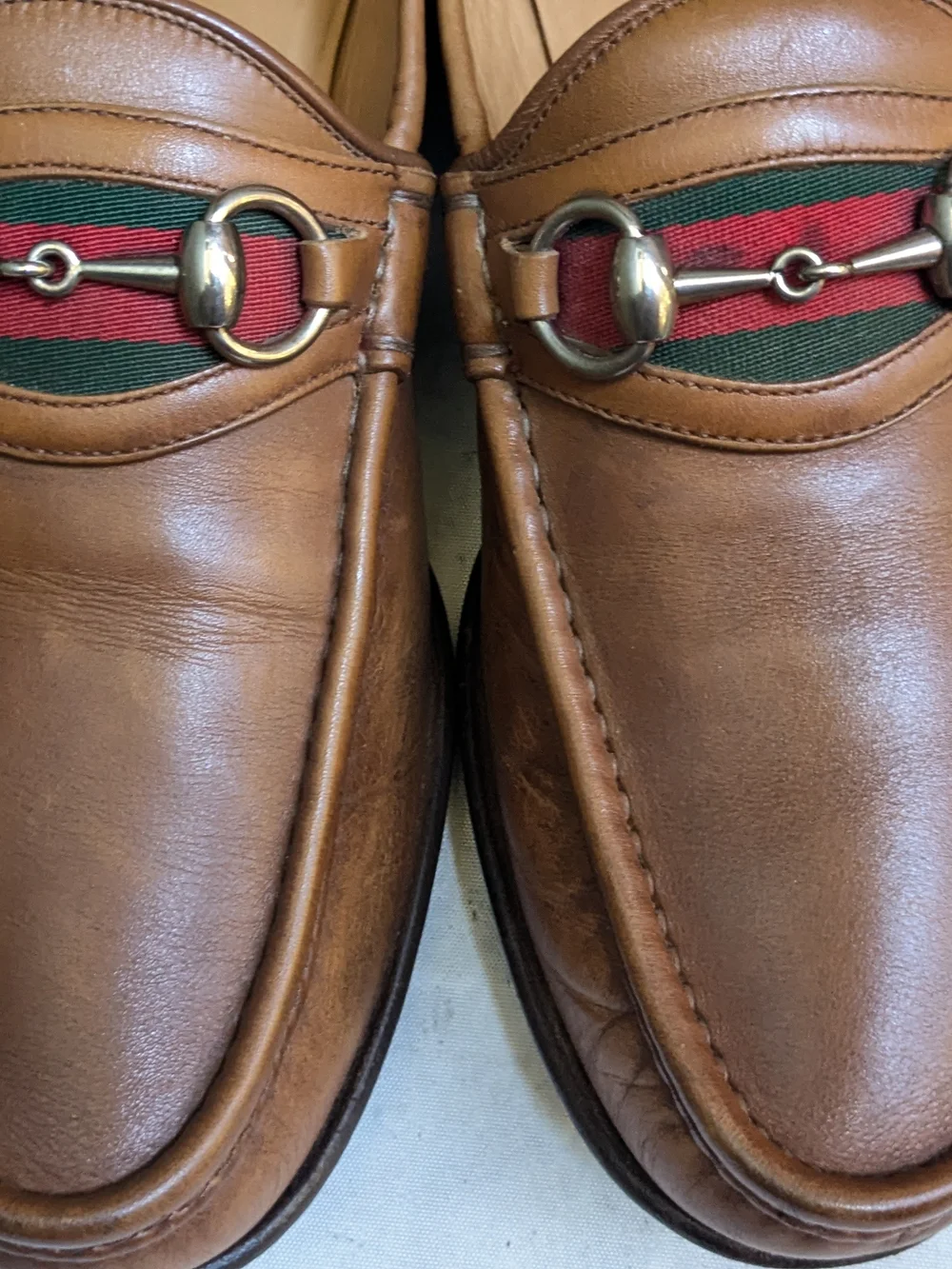 Gucci Men’s Brown Leather Horsebit Loafers US 9 Slip Ons
